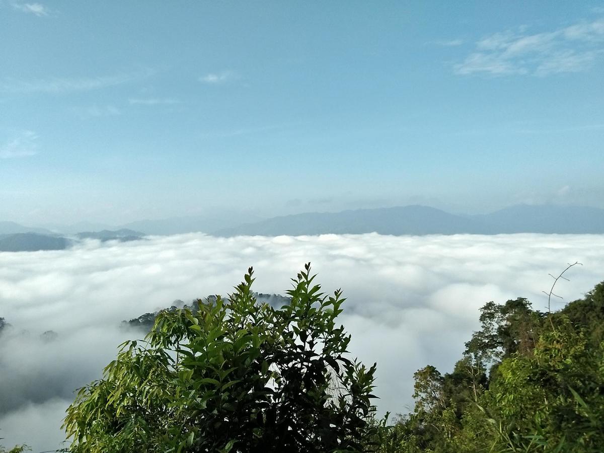 Kum Nangpaya Hotel แก่งกระจาน ภายนอก รูปภาพ