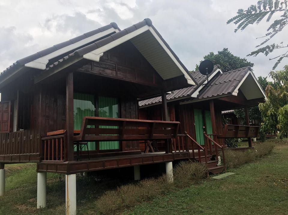 Kum Nangpaya Hotel แก่งกระจาน ภายนอก รูปภาพ